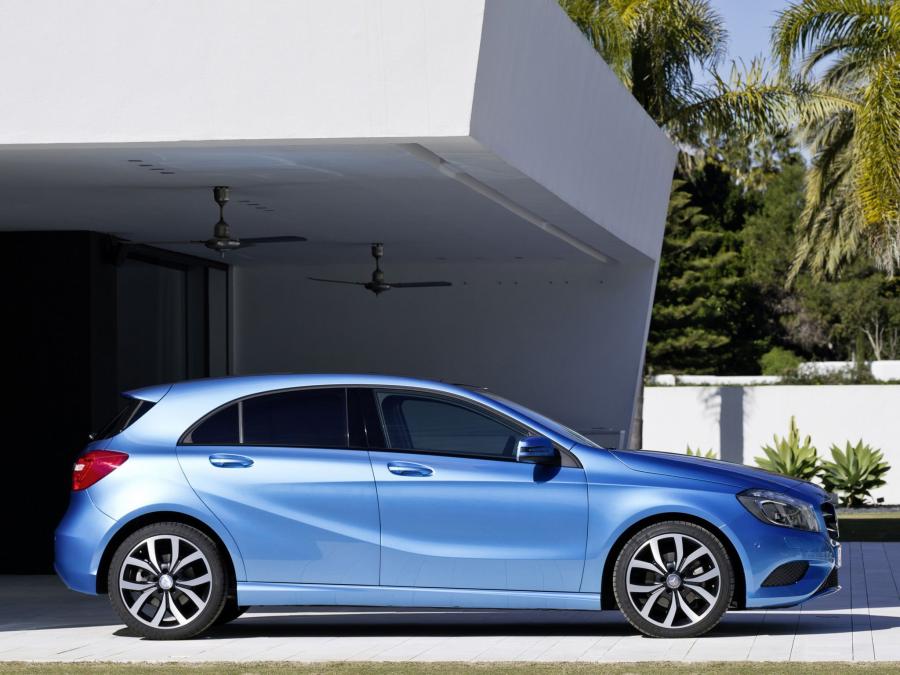  Mercedes-Benz A180 CDI Urban Package 2012 года  (фото 4 из 12)
